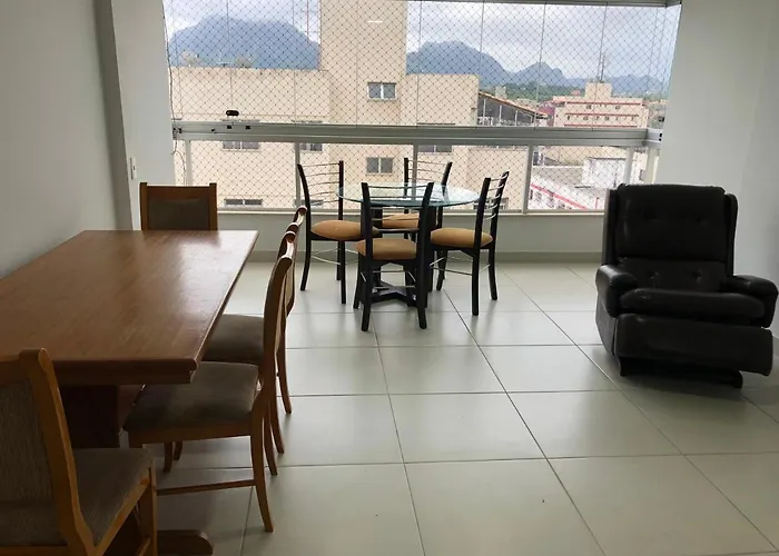 Alto Padrao - Apartamento De 3 Quartos Na Badalada Praia Do Morro A Poucos Passos Da Areia - Elevador -Wi-Fi